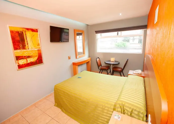 Lira - Solo Adultos Hotel Mexico City